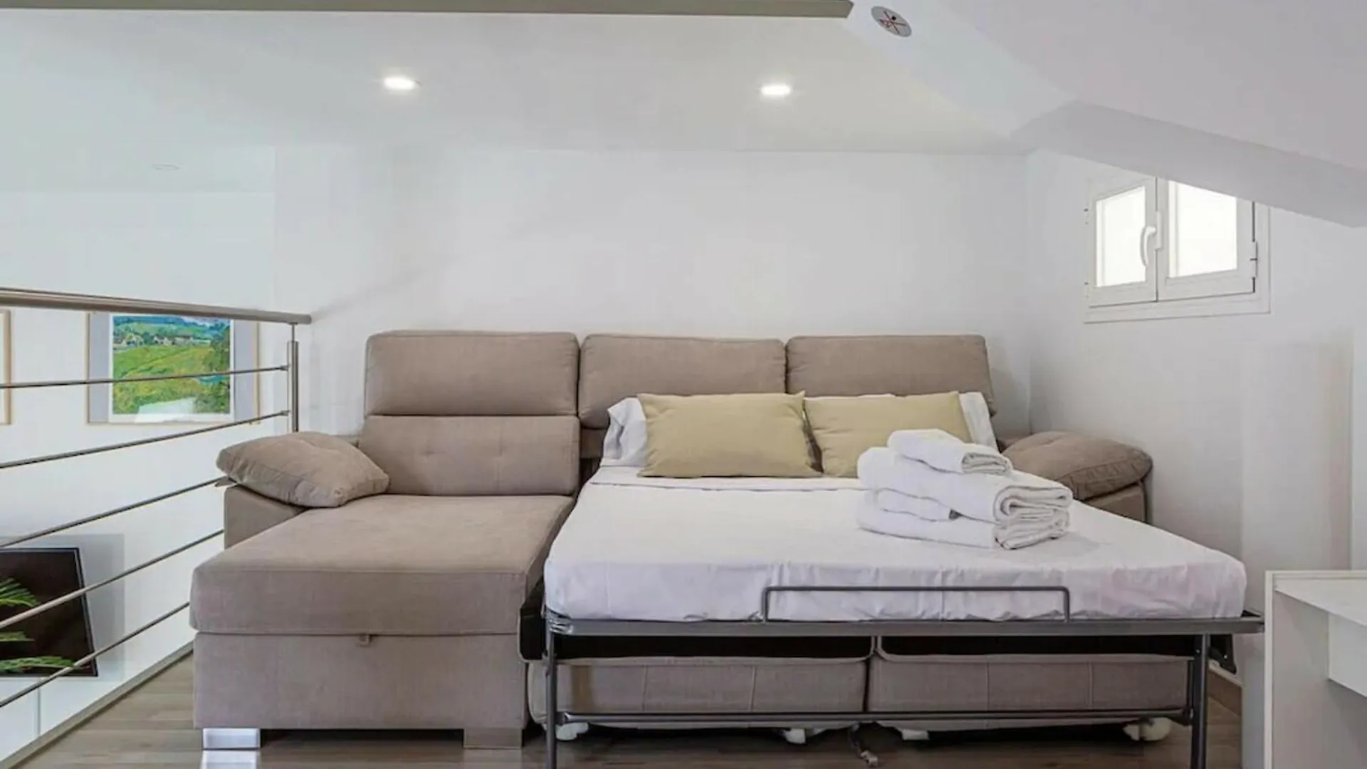 2Bedroom Duplex In Hortaleza Near Metro Madrid